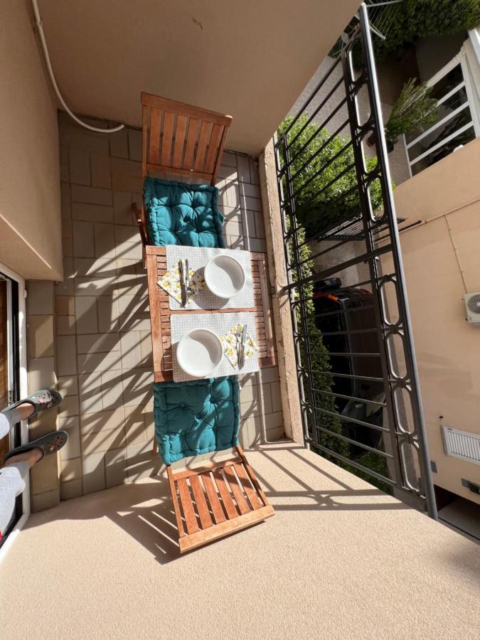 Ksenia Guesthouse Apartments And Studios Budva Kültér fotó