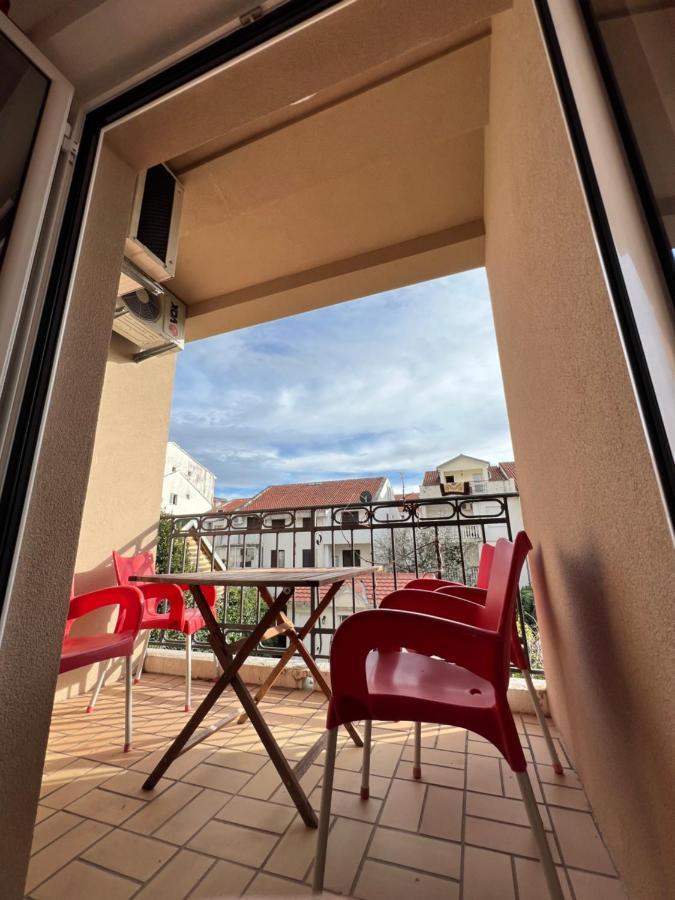 Ksenia Guesthouse Apartments And Studios Budva Kültér fotó