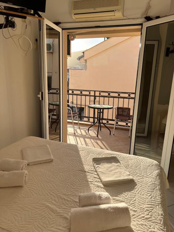 Ksenia Guesthouse Apartments And Studios Budva Kültér fotó