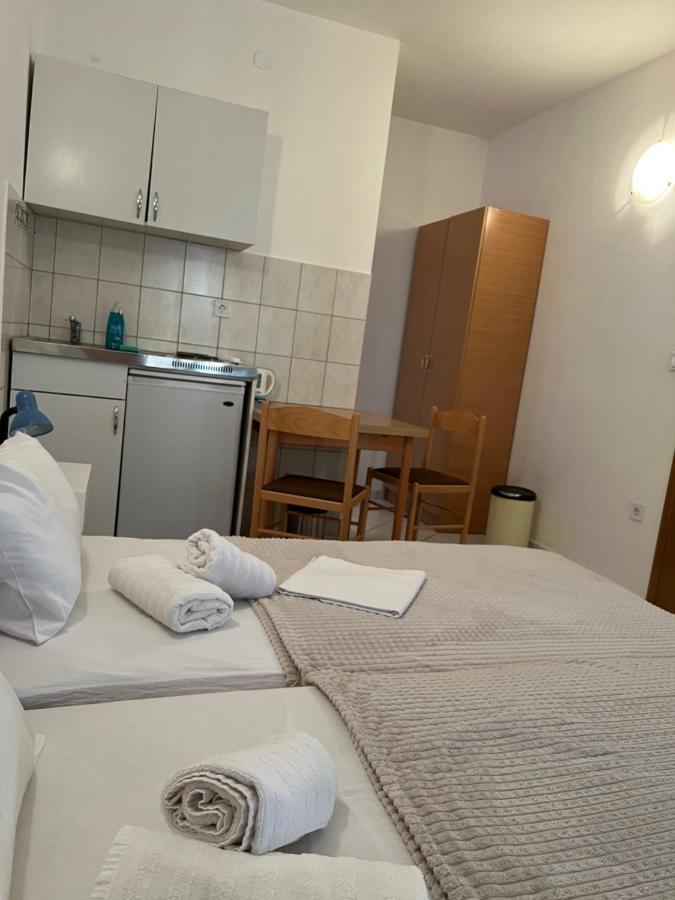 Ksenia Guesthouse Apartments And Studios Budva Kültér fotó