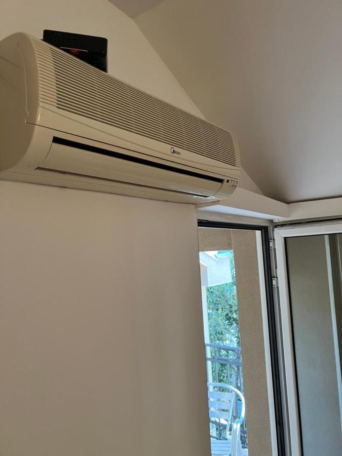 Ksenia Guesthouse Apartments And Studios Budva Kültér fotó
