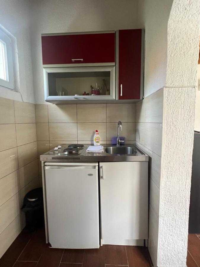 Ksenia Guesthouse Apartments And Studios Budva Kültér fotó