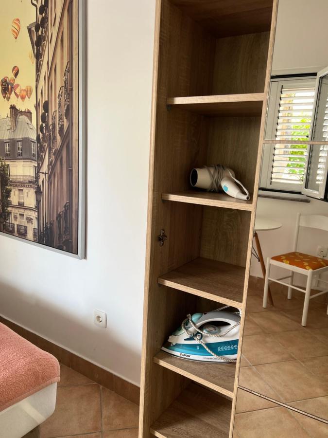 Ksenia Guesthouse Apartments And Studios Budva Kültér fotó